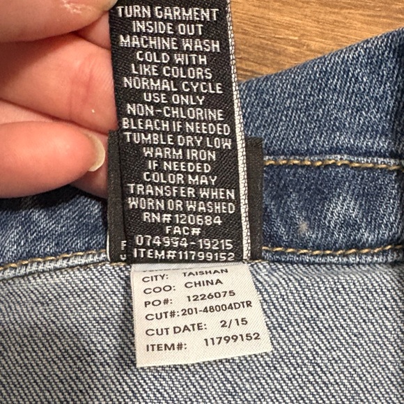 Toy Story Disney Blue Denim Vest with Embroidered Patches Size Small - Picture 4 of 10